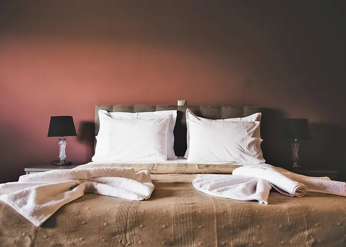 Phaedra Suites