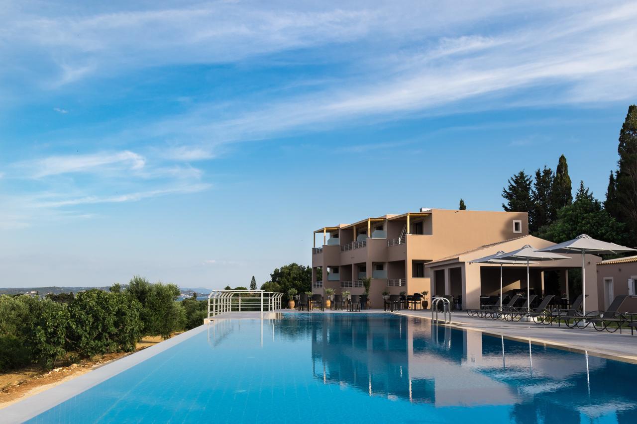 Bed & Breakfast Phaedra Suites