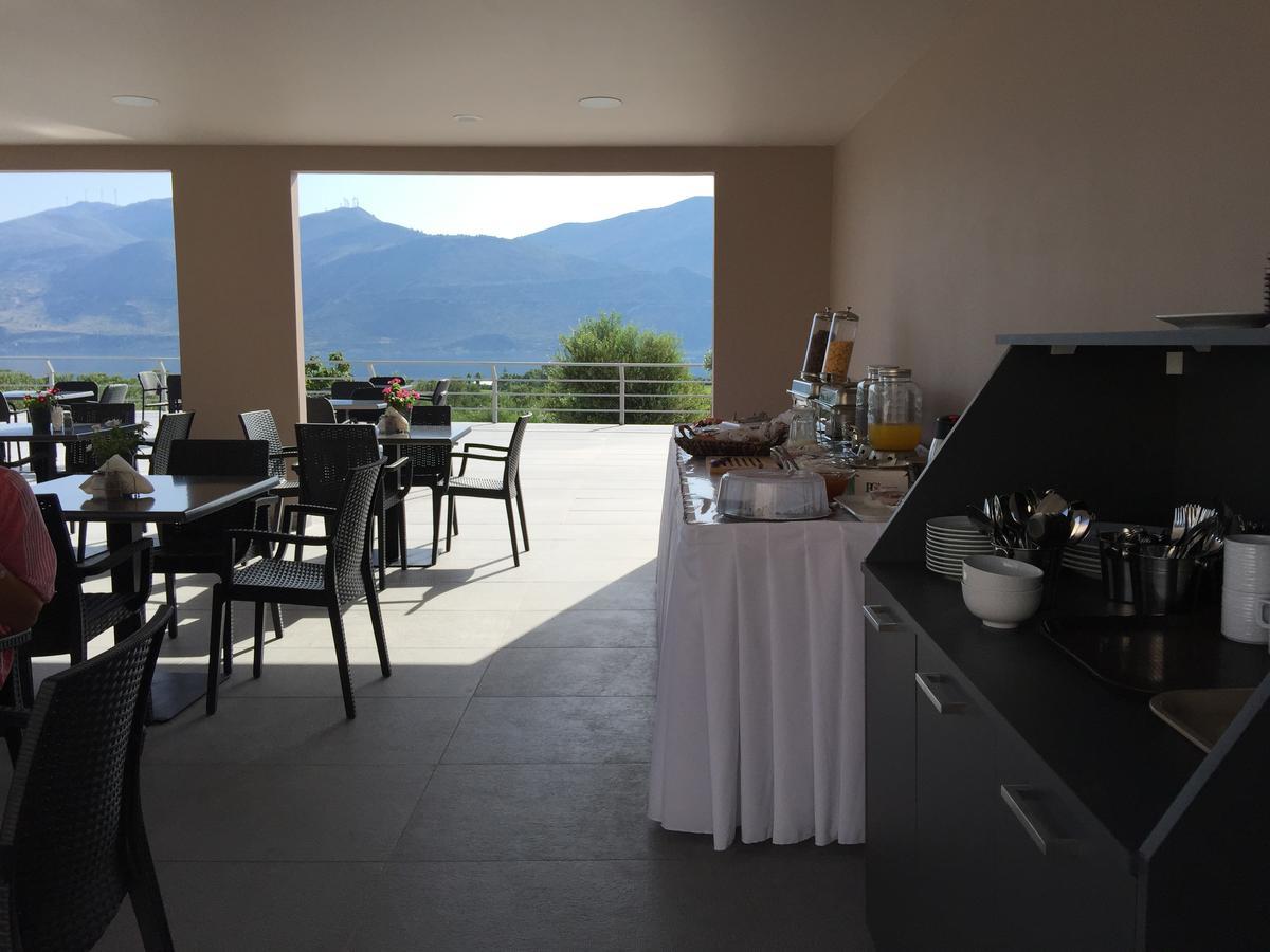 Bed & Breakfast Phaedra Suites *